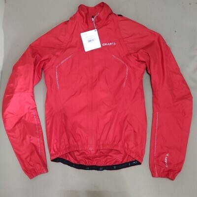 Craft AB Convert jacket red_woman_02.jpg