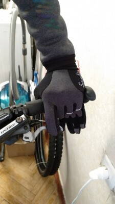Santic winter cycling gloves_3.jpg